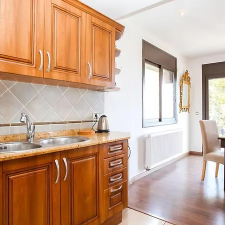 Hébergement de vacances Cl13 - Spacious With Sea Views And Pool