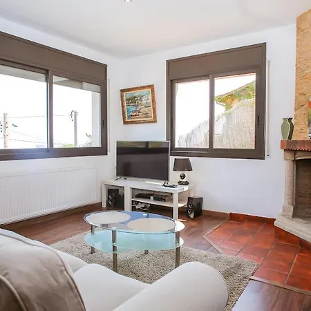 Cl13 - Spacious With Sea Views And Pool Feriehus